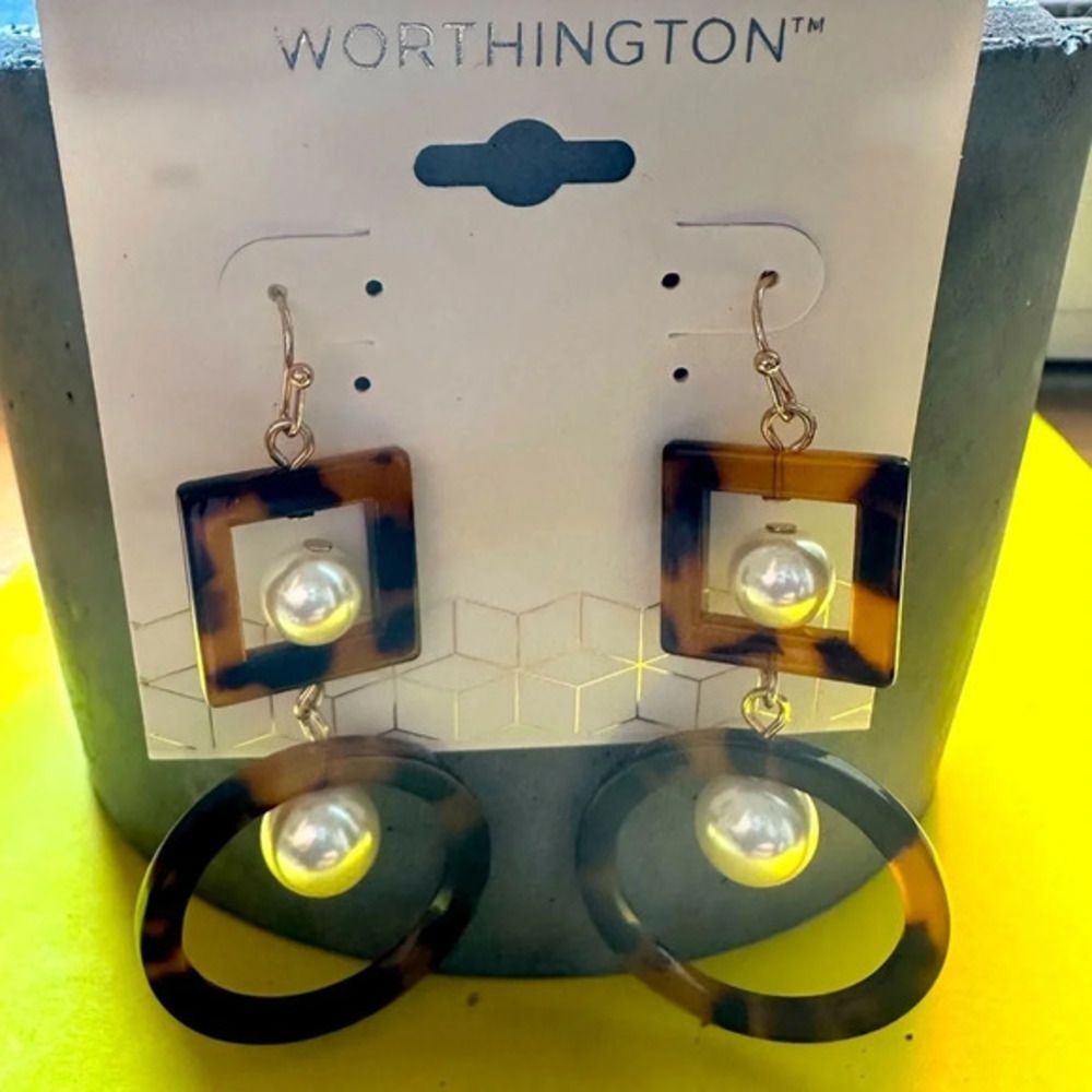 Worthington Tortoise Shell & Pearl Earrings NWT Geometric NEW Minimalist Classic